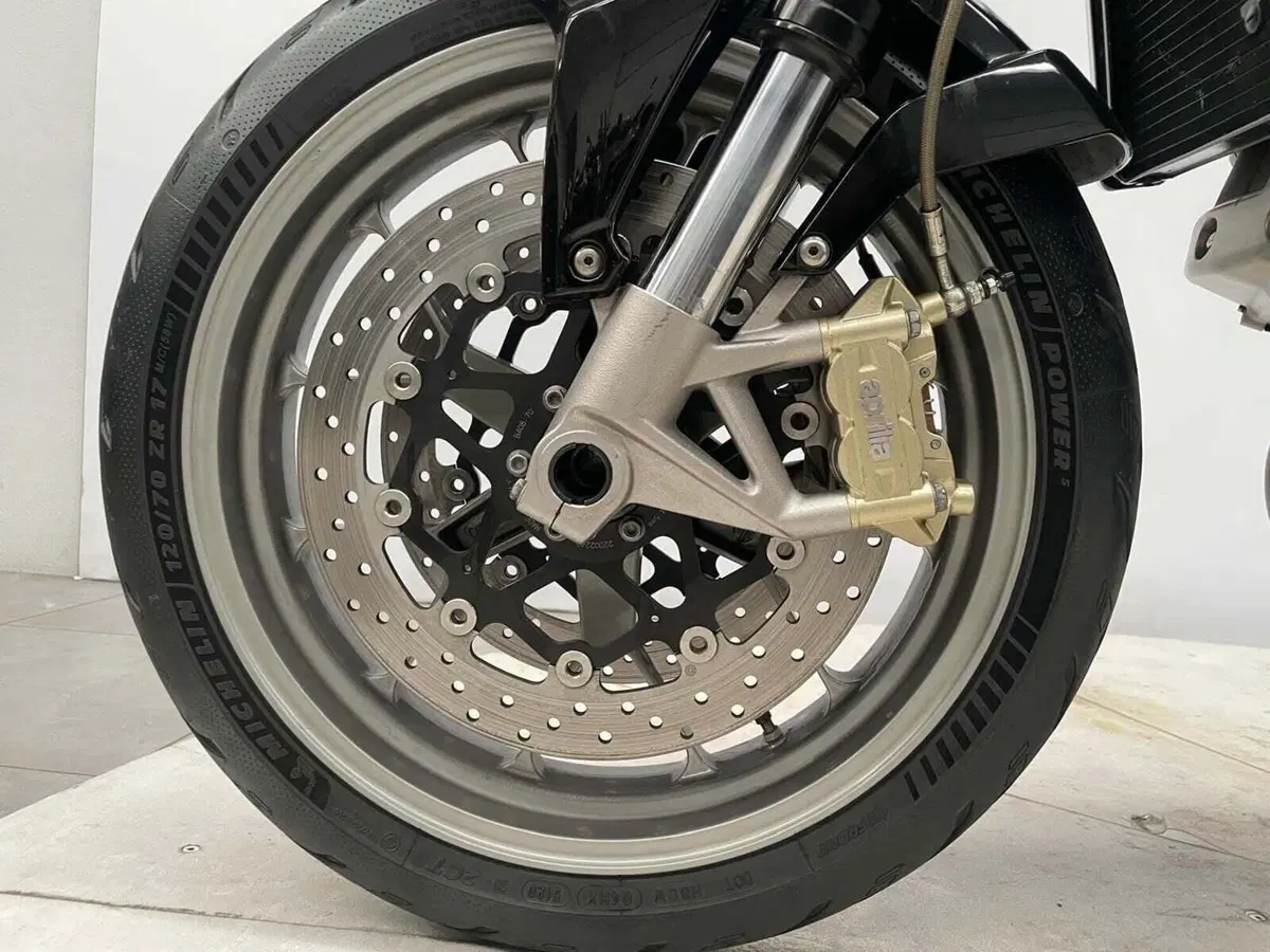 Aprilia Mana 850 (2007 - 16) (17)