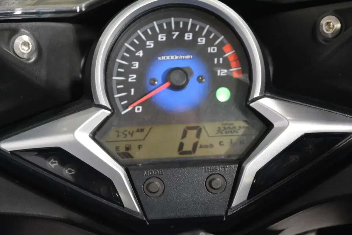 Honda CBR 250 R (2010 - 14) (5)