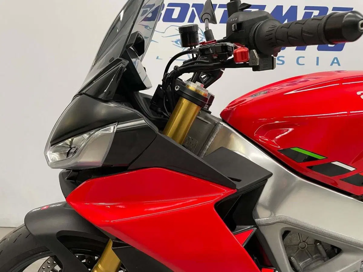 Aprilia Tuono V4 (2021 - 24) (4)
