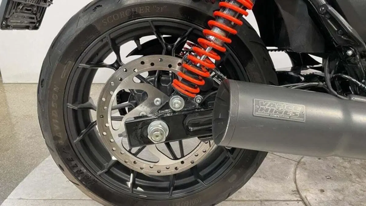 Harley-Davidson 750 Street (2017 - 20) - XG 750 (3)