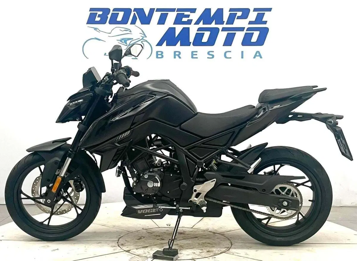 Voge Brivido 125R (2023 - 26) (2)