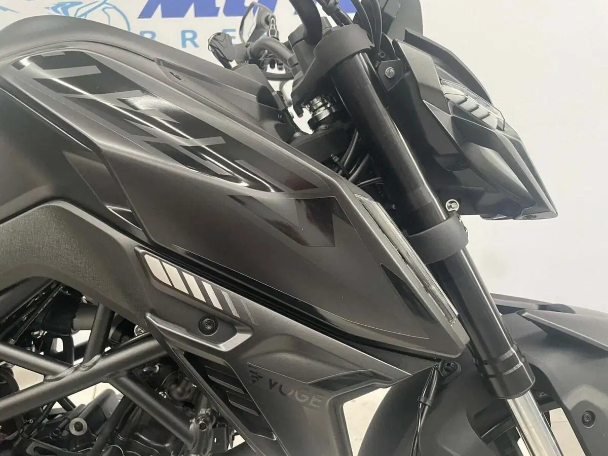 Voge Brivido 125R (2023 - 26) (3)
