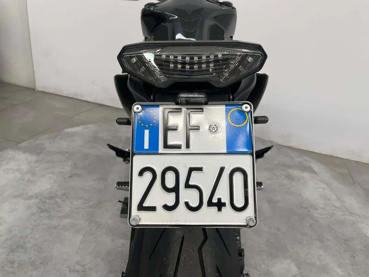 Yamaha MT-09 Street Rally (2014 - 16) (9)
