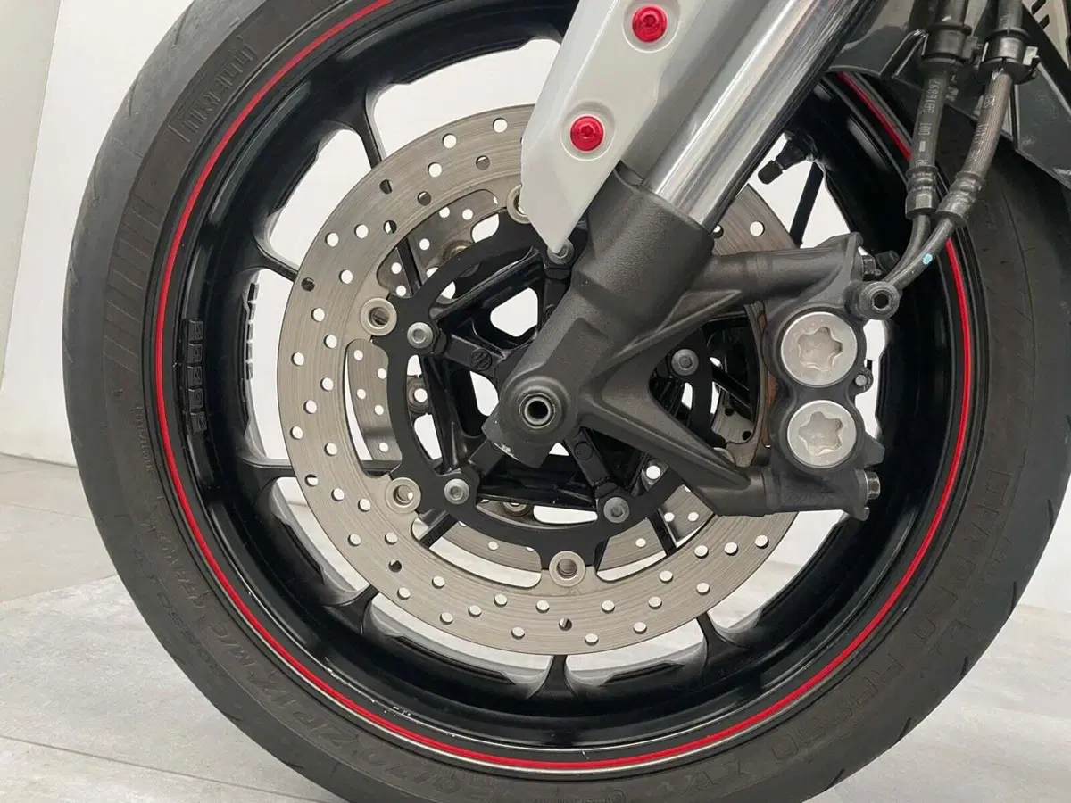 Yamaha MT-09 Street Rally (2014 - 16) (15)