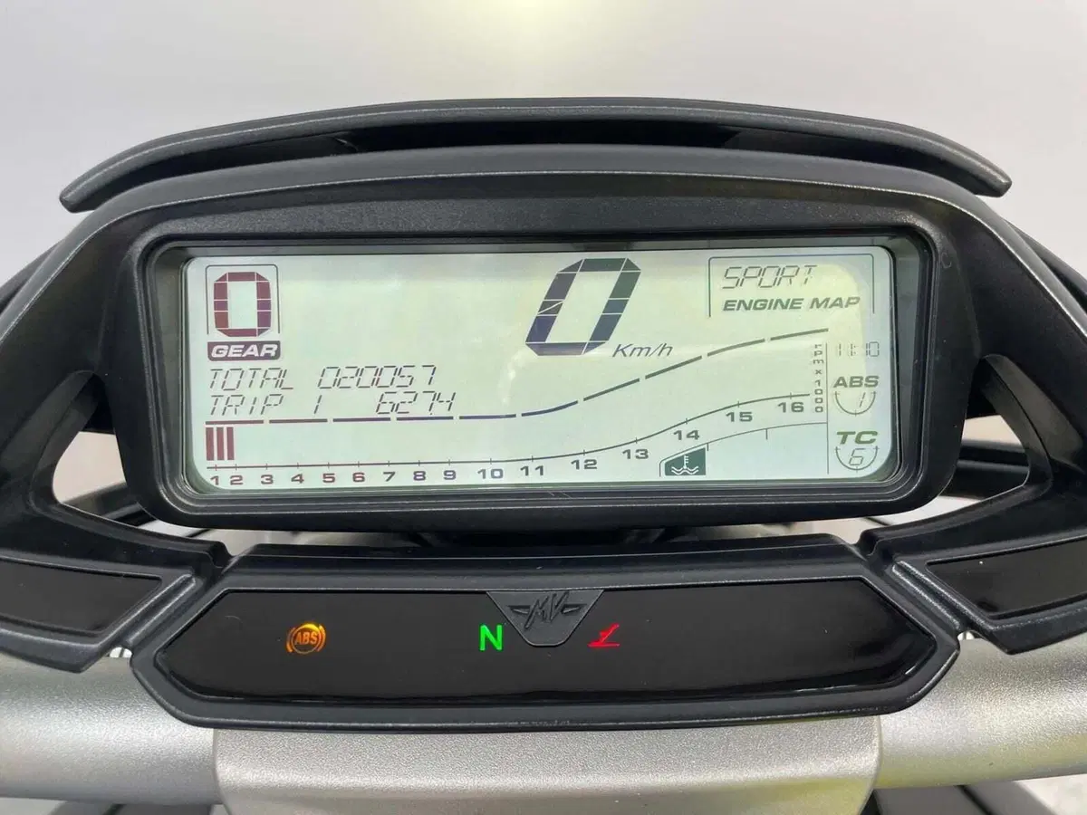 MV Agusta Brutale 800 EAS ABS (2016 - 19) (5)