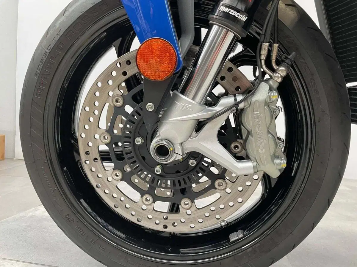 MV Agusta Brutale 800 EAS ABS (2016 - 19) (15)