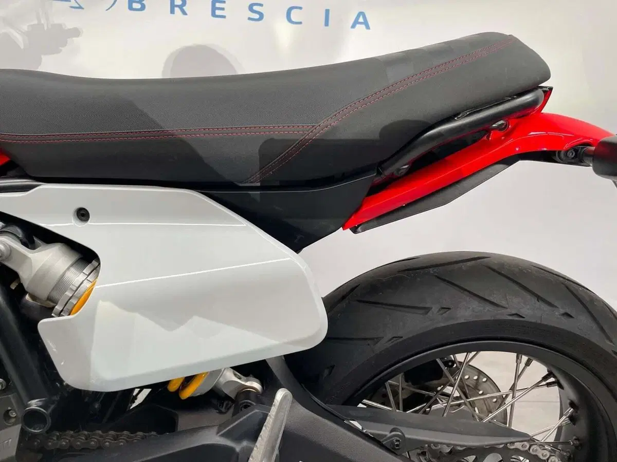 Ducati Scrambler 800 Urban Motard (2022) (10)