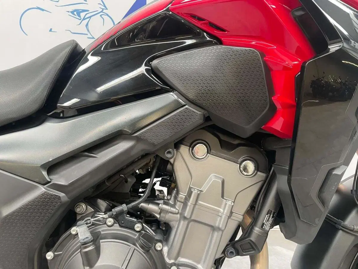 Honda CB 500 X Travel Edition (2022 - 23) (10)
