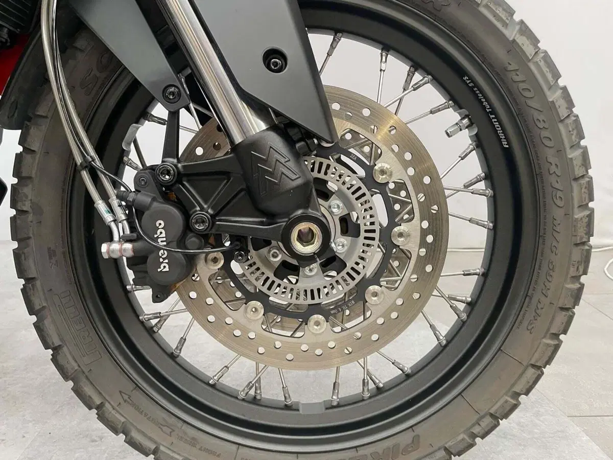 Moto Morini X-Cape 650 Gold Wheels Edition (2022 - 26) (15)