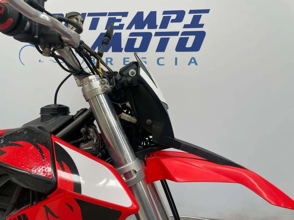 Aprilia SXV 550 (2006 - 07) (3)