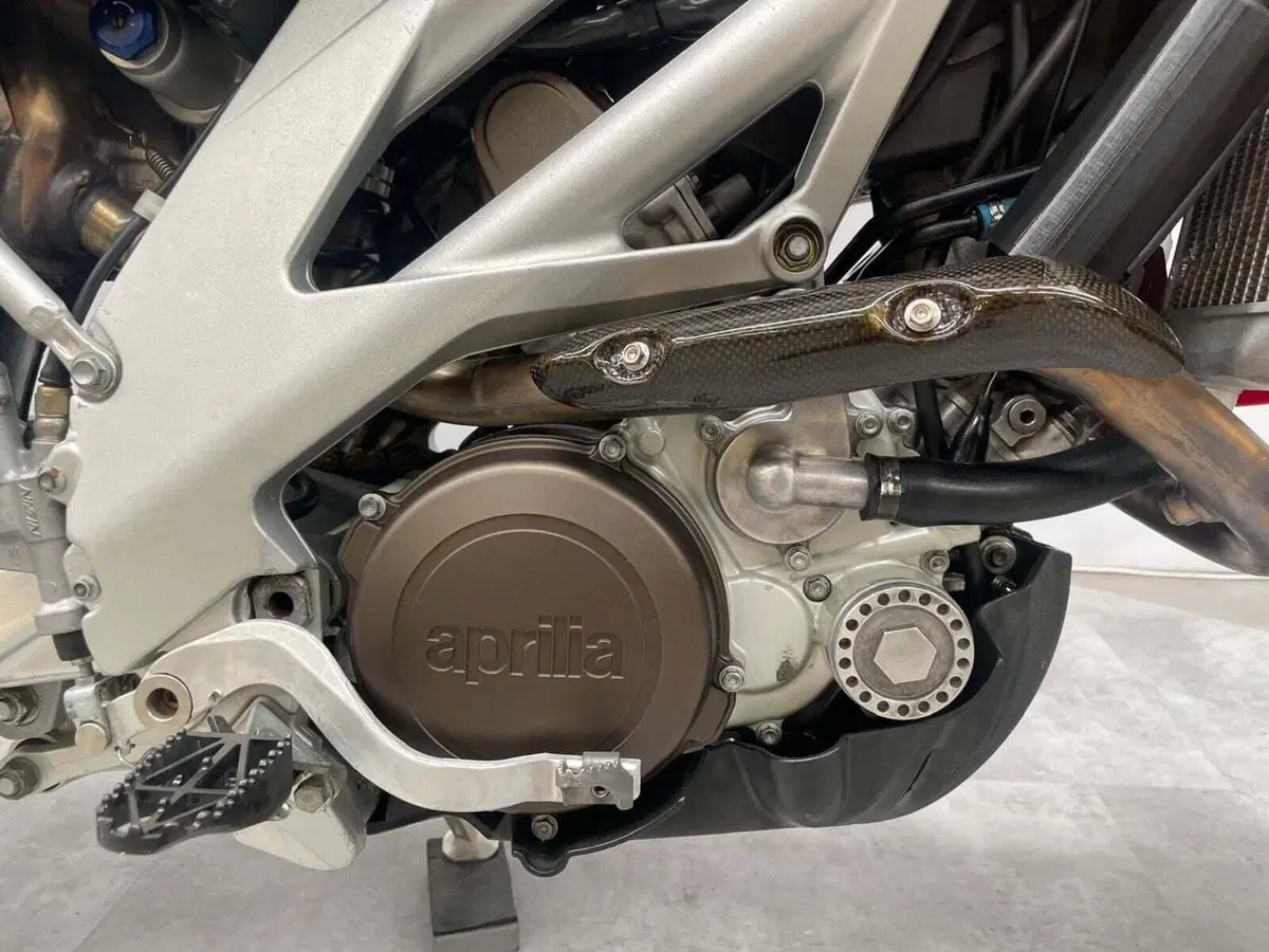 Aprilia SXV 550 (2006 - 07) (5)