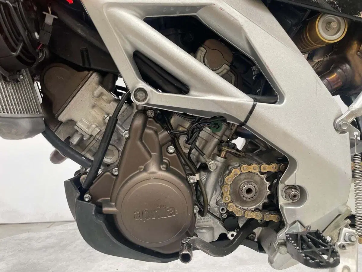 Aprilia SXV 550 (2006 - 07) (7)