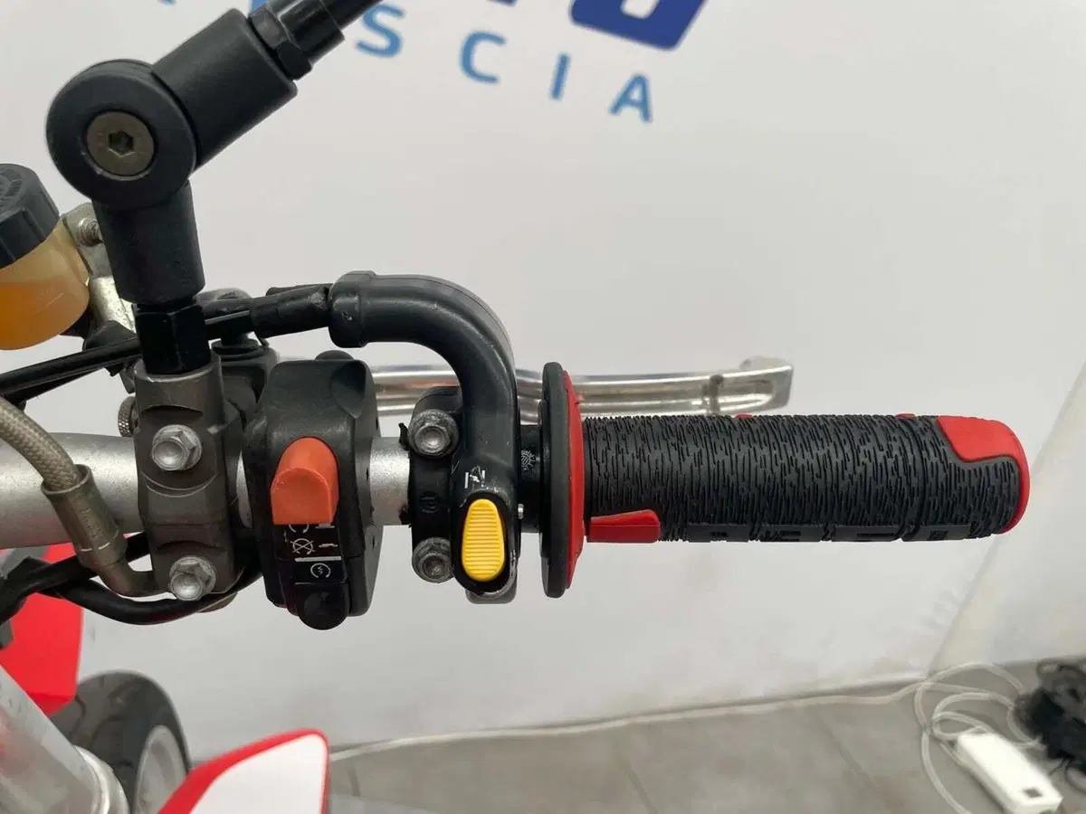 Aprilia SXV 550 (2006 - 07) (10)