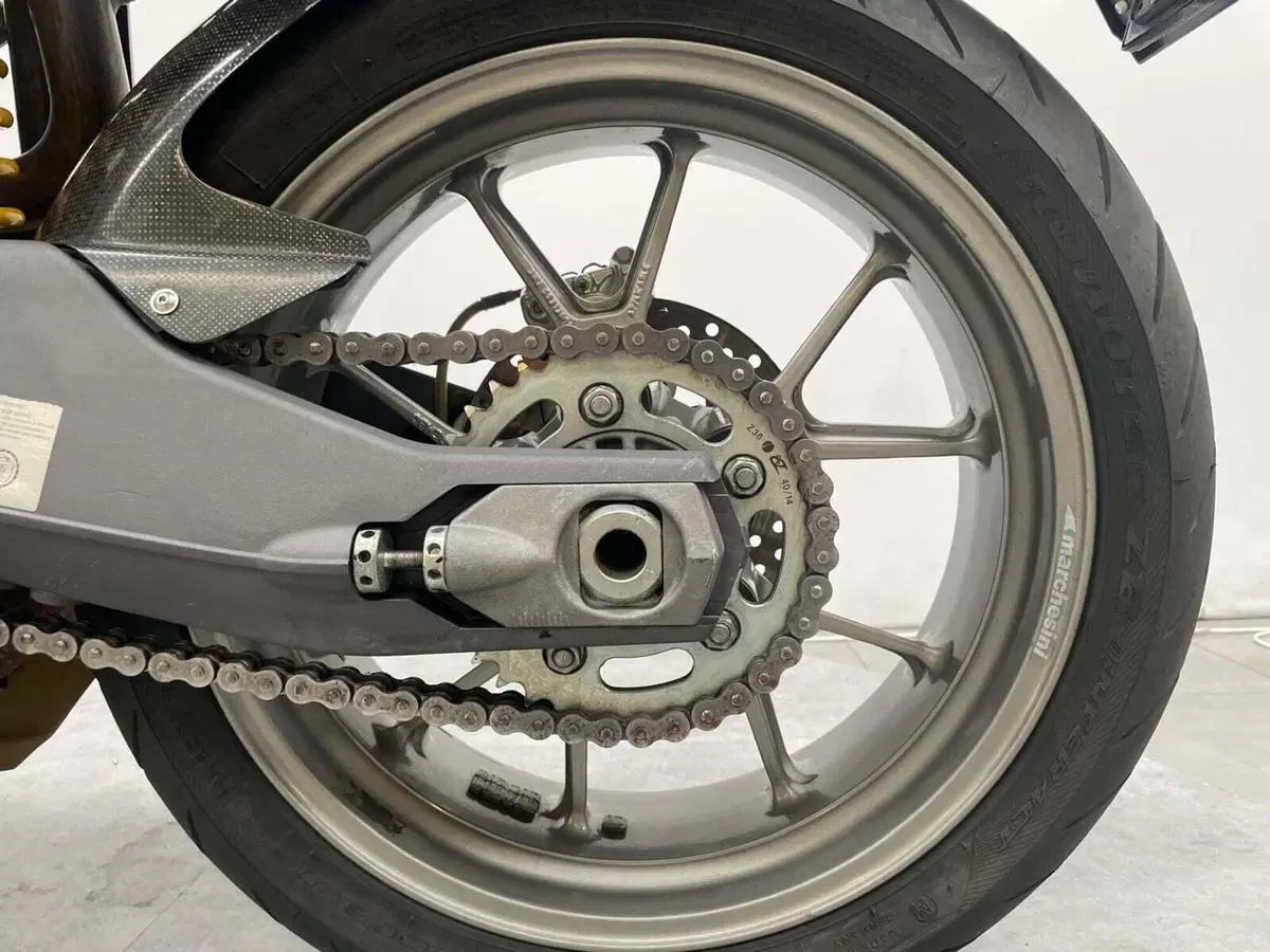 Ducati 999 (2002 - 04) (15)