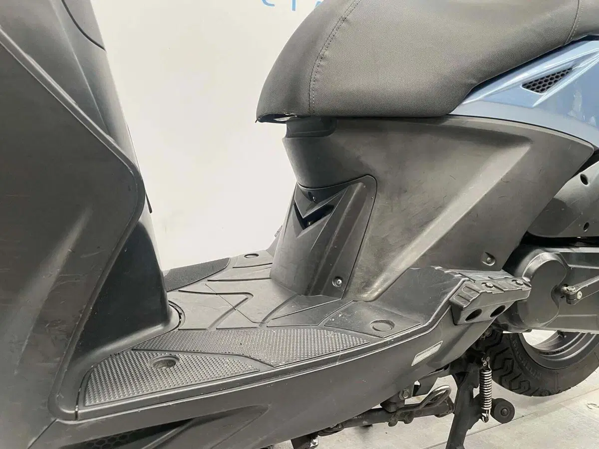 Kymco Agility 150 R16 (4)