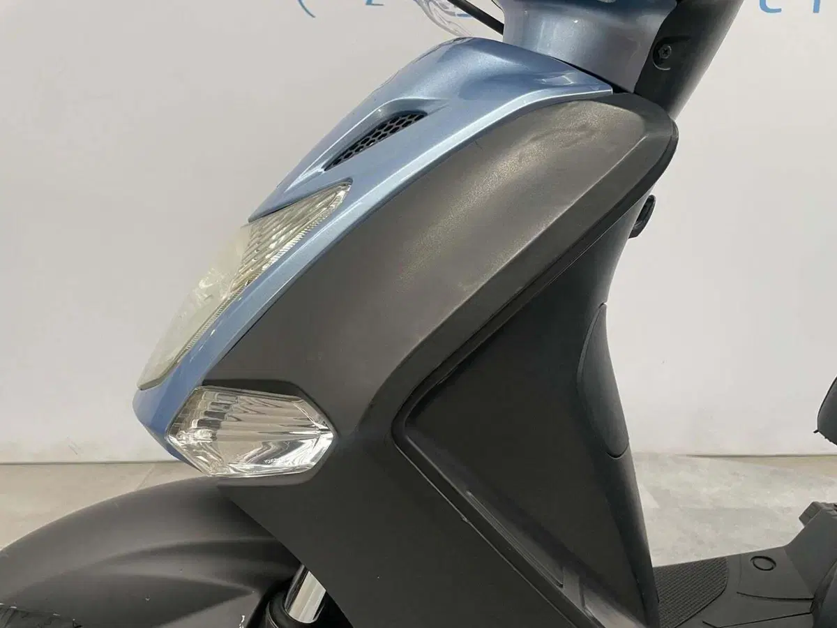 Kymco Agility 150 R16 (5)
