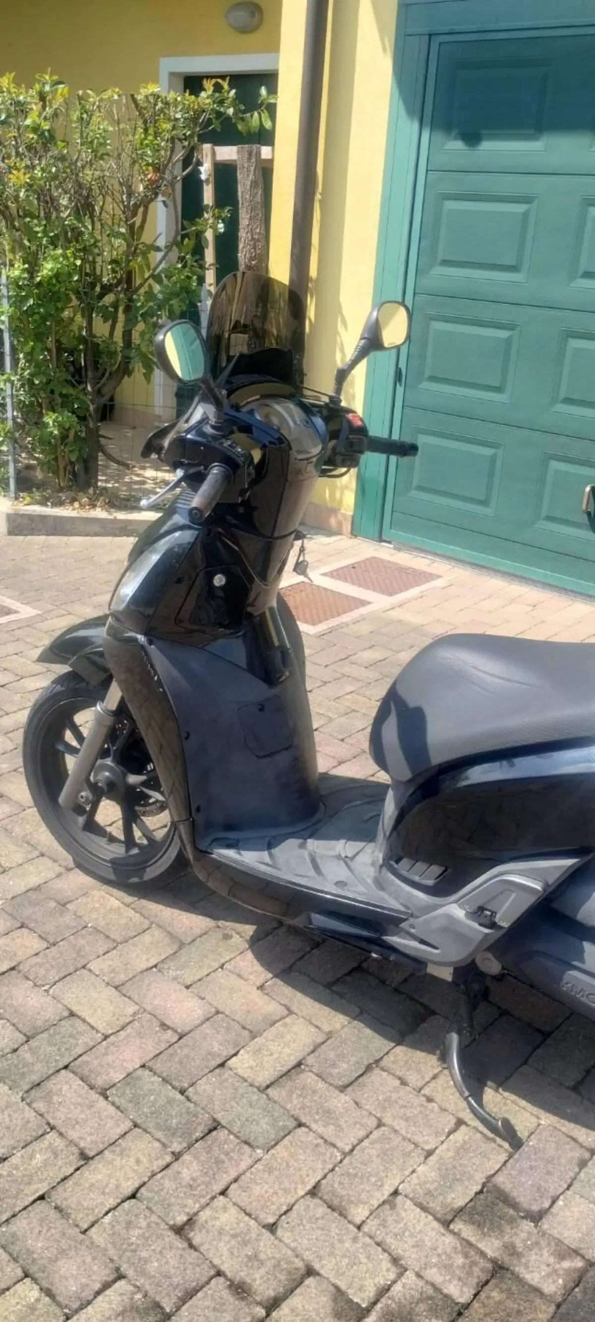 Kymco People 125i GT (2010 - 17) (2)