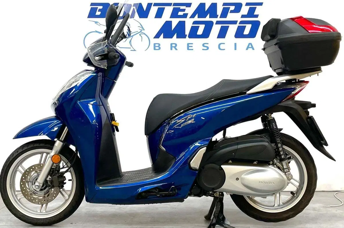 Honda SH 300 i ABS (2016 - 20) (2)