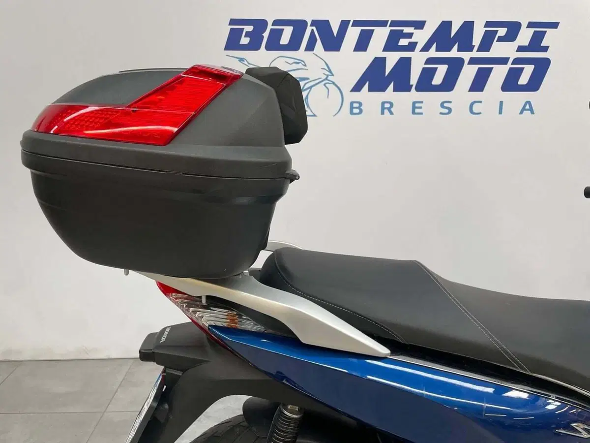 Honda SH 300 i ABS (2016 - 20) (7)