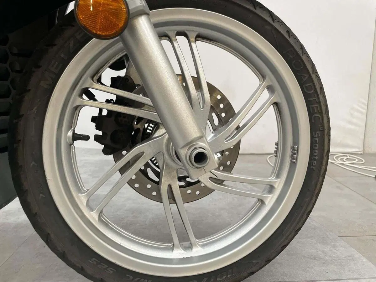 Honda SH 300 i ABS (2016 - 20) (16)