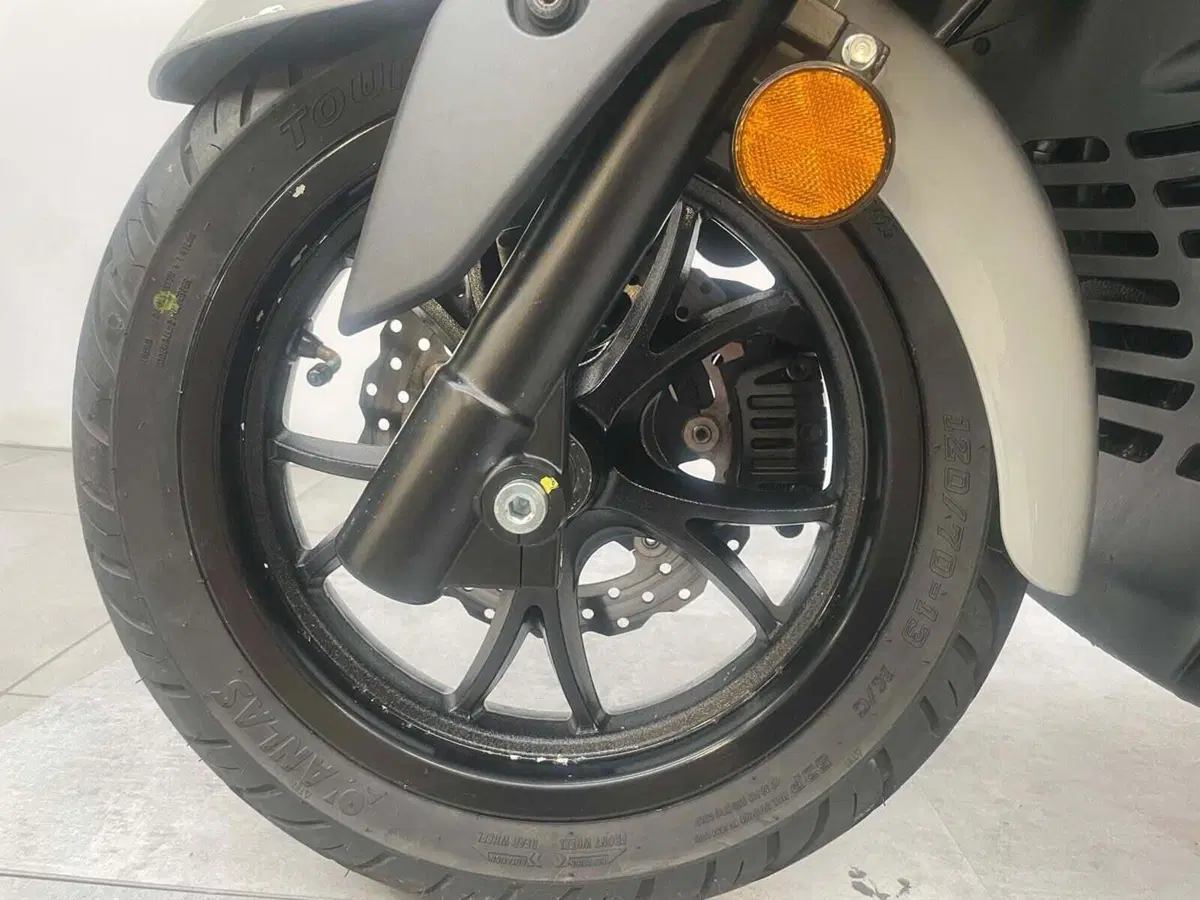 Kymco X-Town 300i City (2021 - 25) (6)