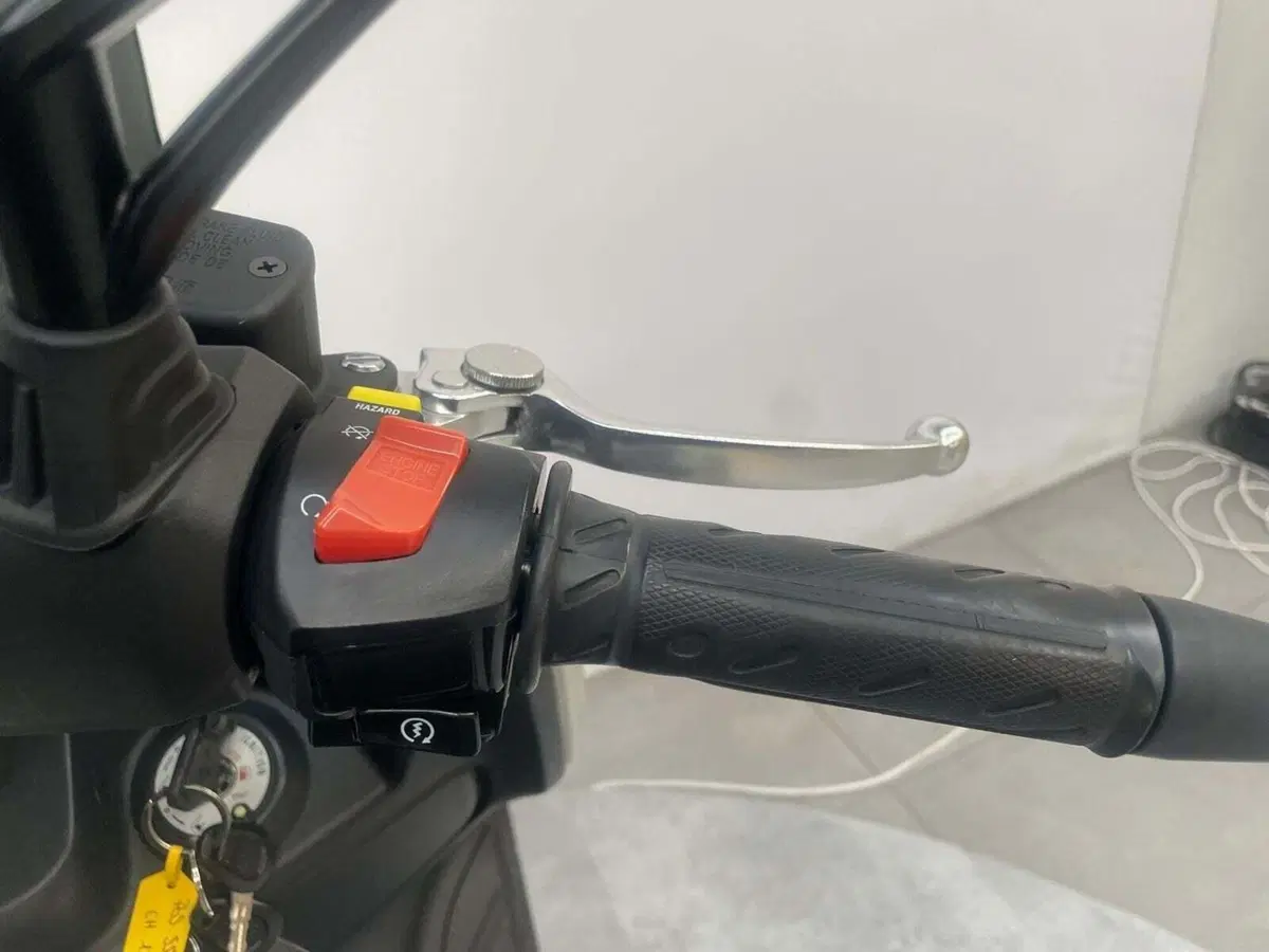 Kymco X-Town 300i City (2021 - 25) (10)