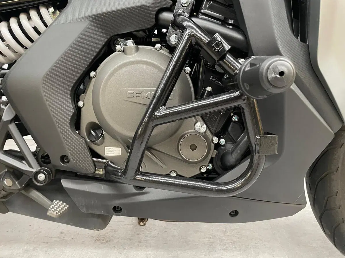 CFMOTO 650GT (2021 - 26) (5)