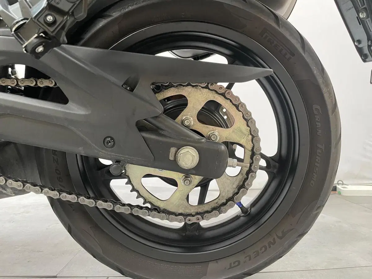 CFMOTO 650GT (2021 - 26) (12)