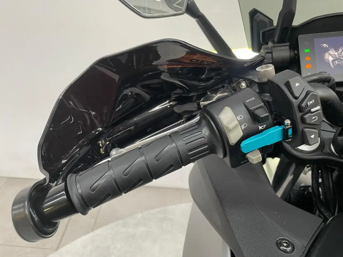 CFMOTO 650GT (2021 - 26) (20)