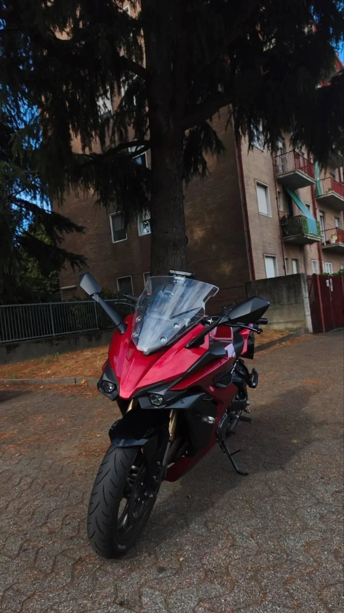 Suzuki GSX-S1000GT (2025 - 26) (2)