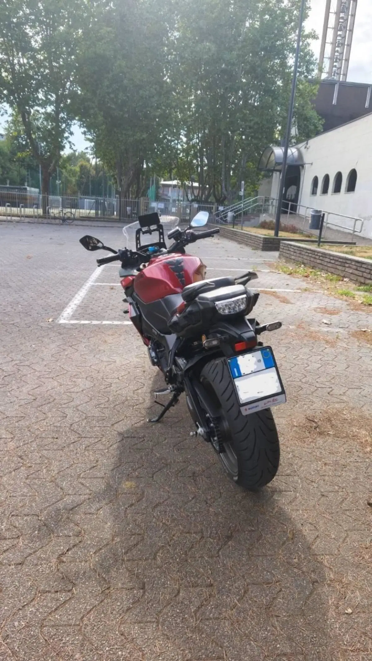 Suzuki GSX-S1000GT (2025 - 26) (4)