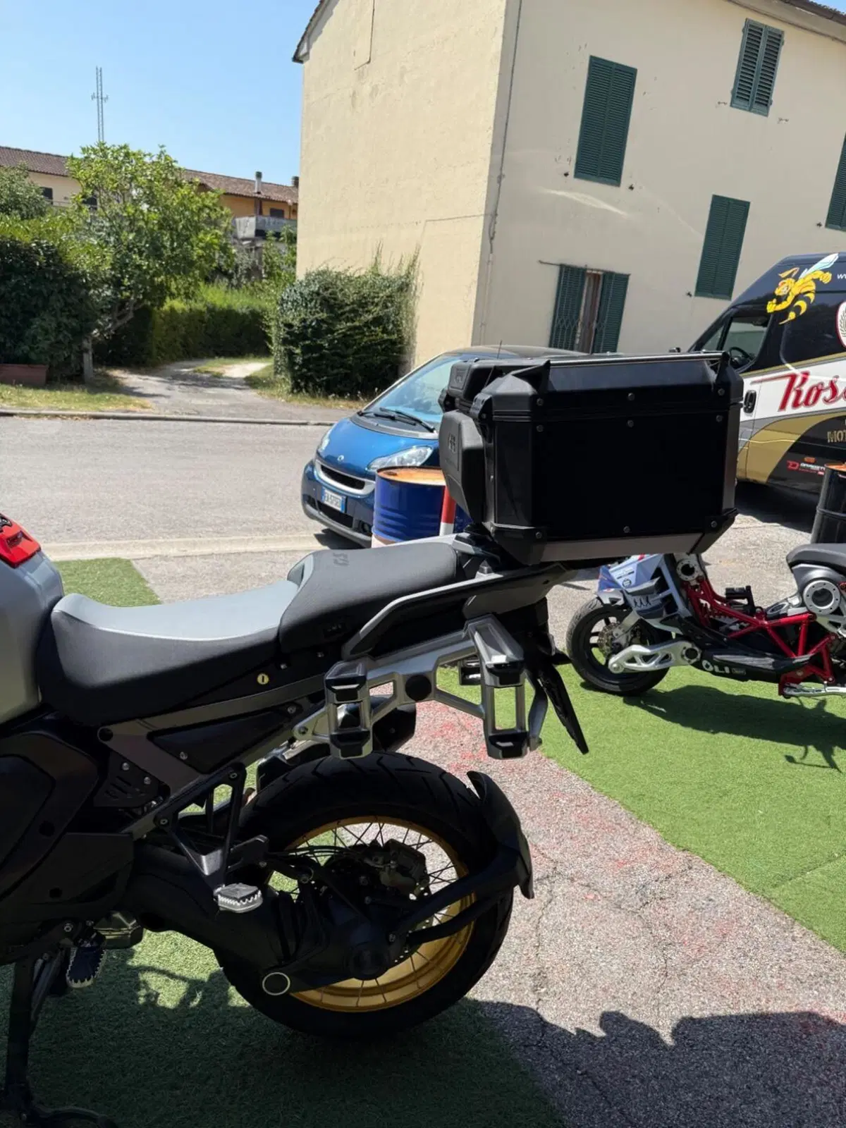 Bmw R 1300 GS Adventure ASA (2025 - 26) (10)