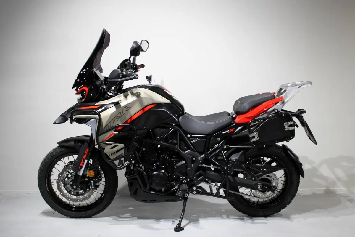 Benelli TRK 702X Dune Sea (2024 - 25) (4)
