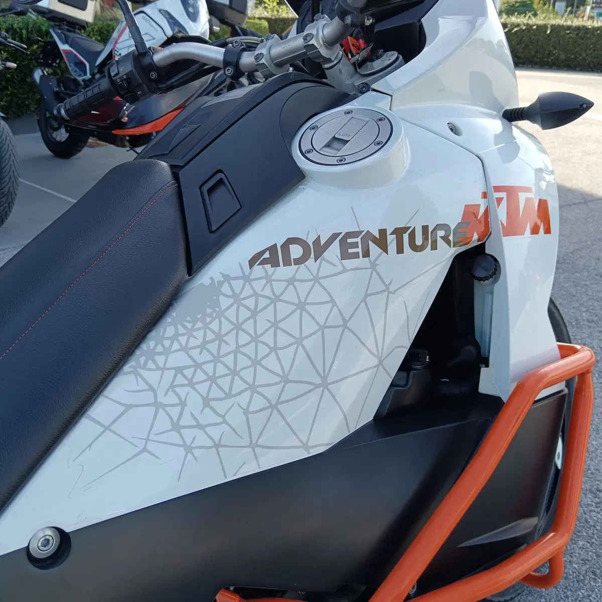KTM 990 Adventure (2009 - 11) (6)