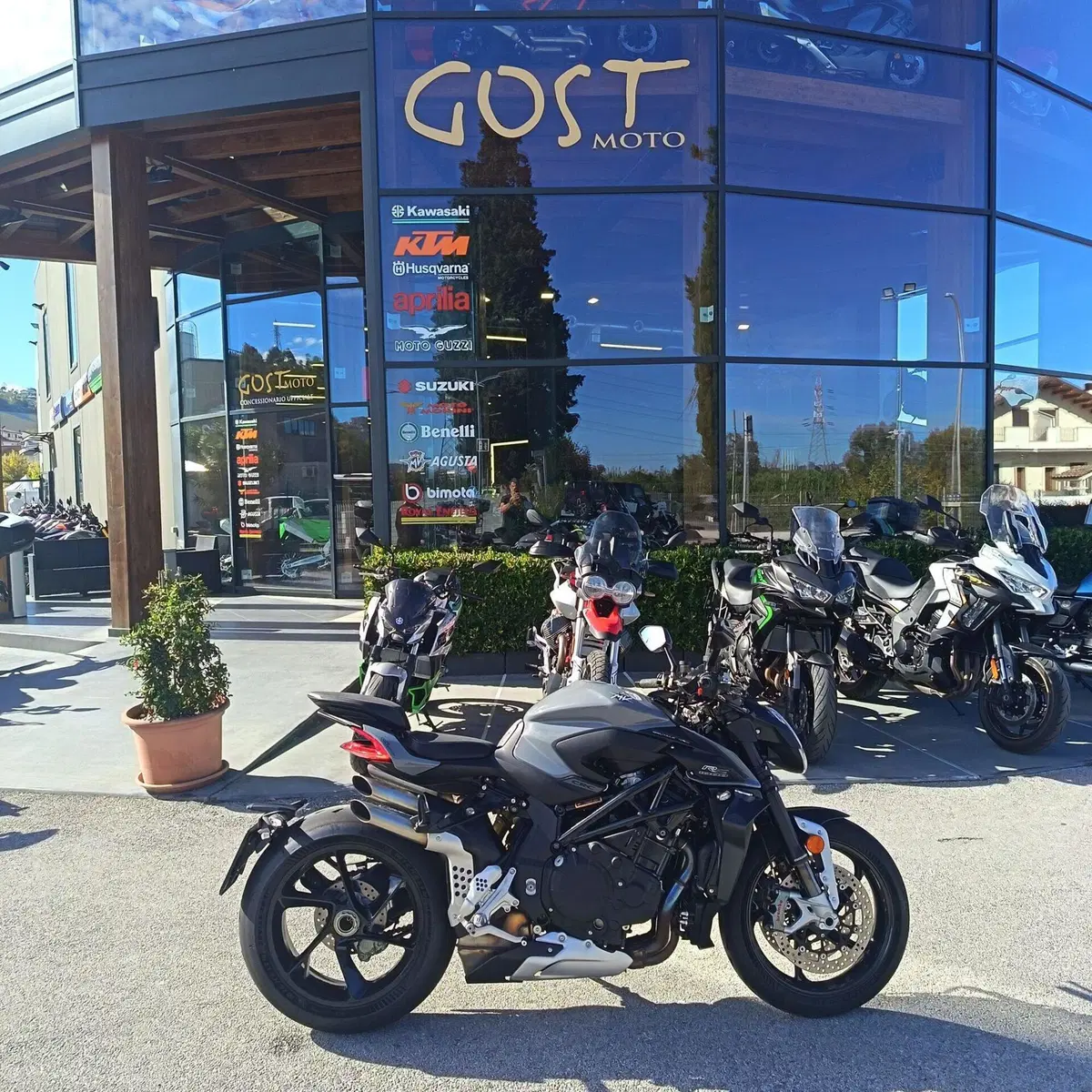 MV Agusta Brutale 1000 RS (2022 - 26)