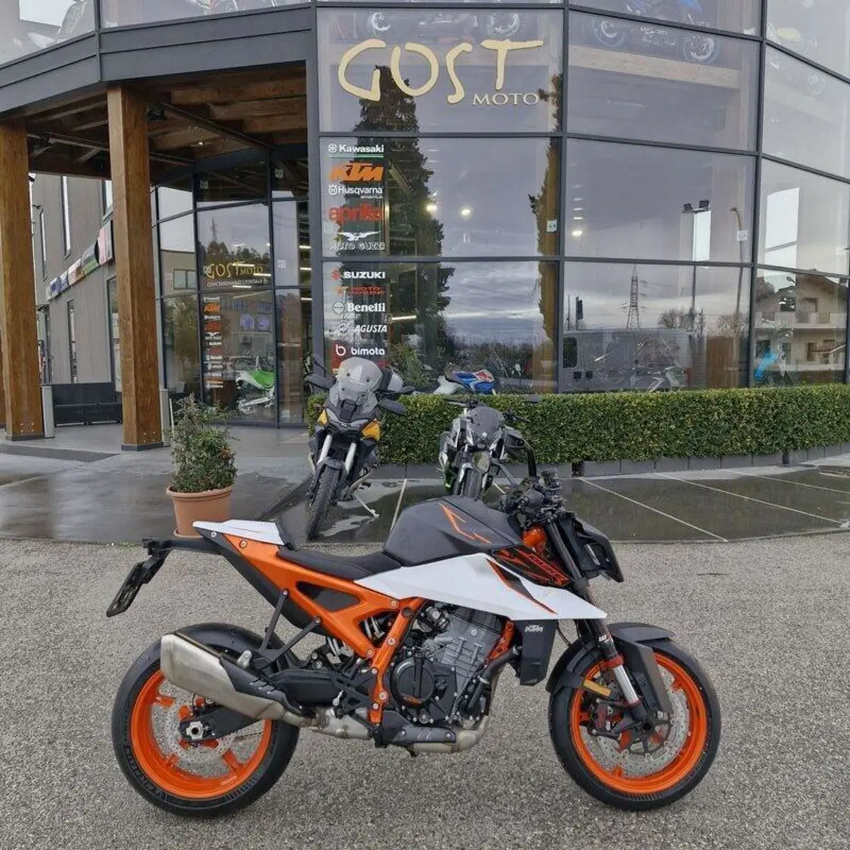 KTM 990 Duke R (2026) (2)