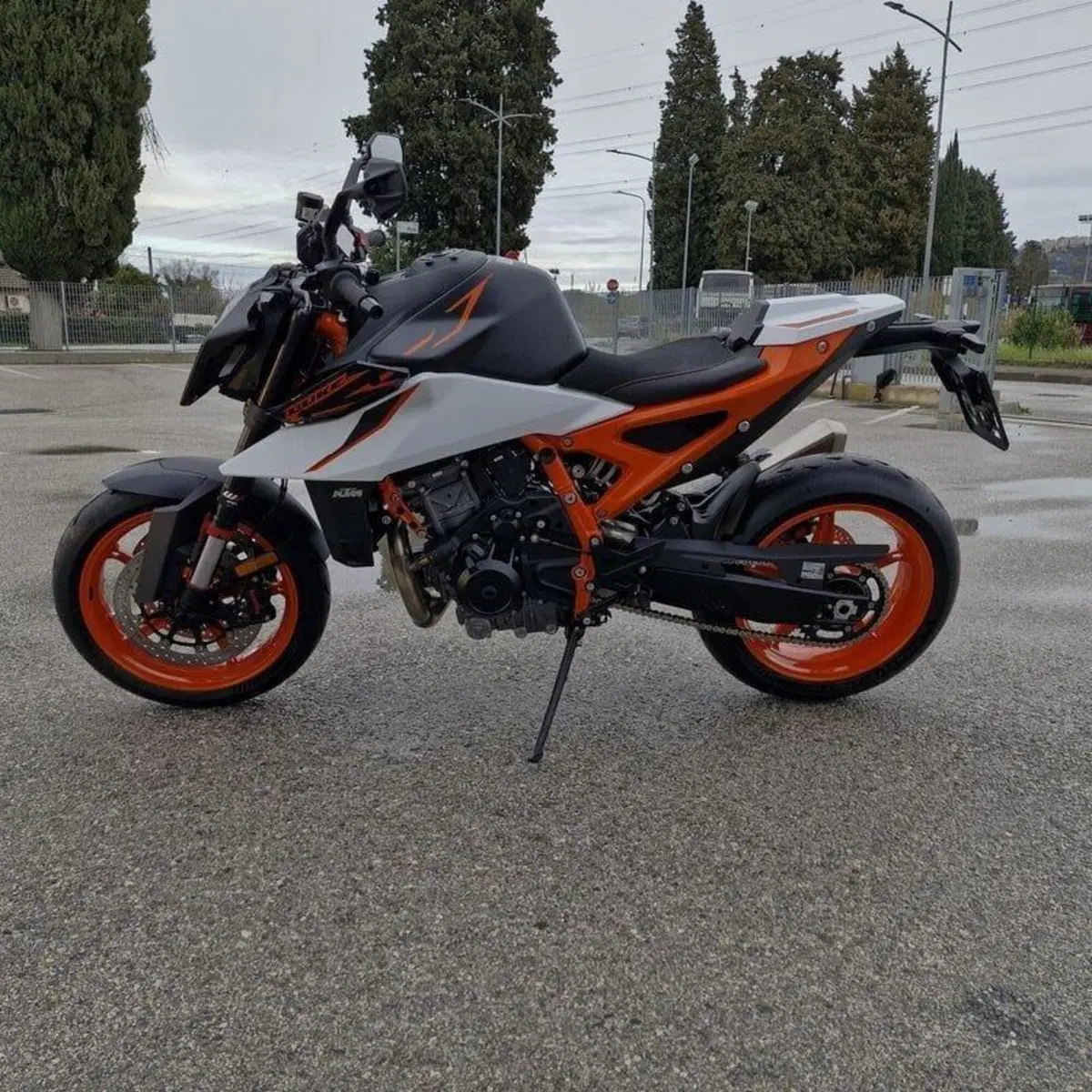 KTM 990 Duke R (2026) (6)