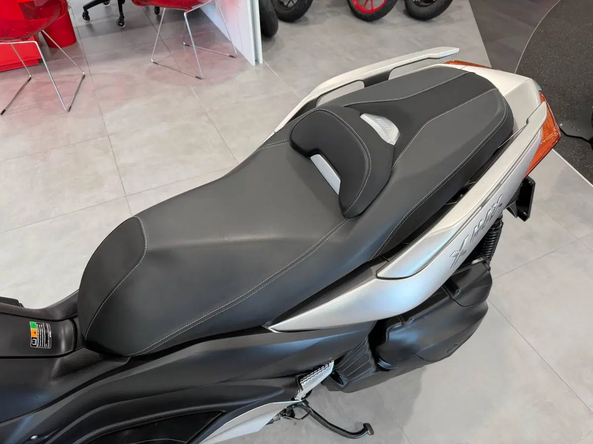 Yamaha X-Max 400 ABS (2017 - 20) (10)