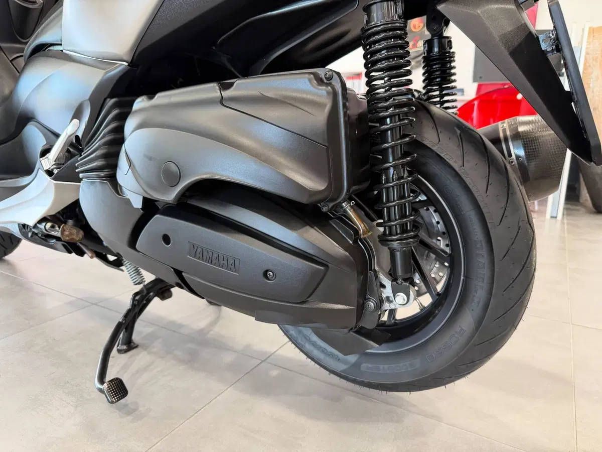 Yamaha X-Max 400 ABS (2017 - 20) (12)