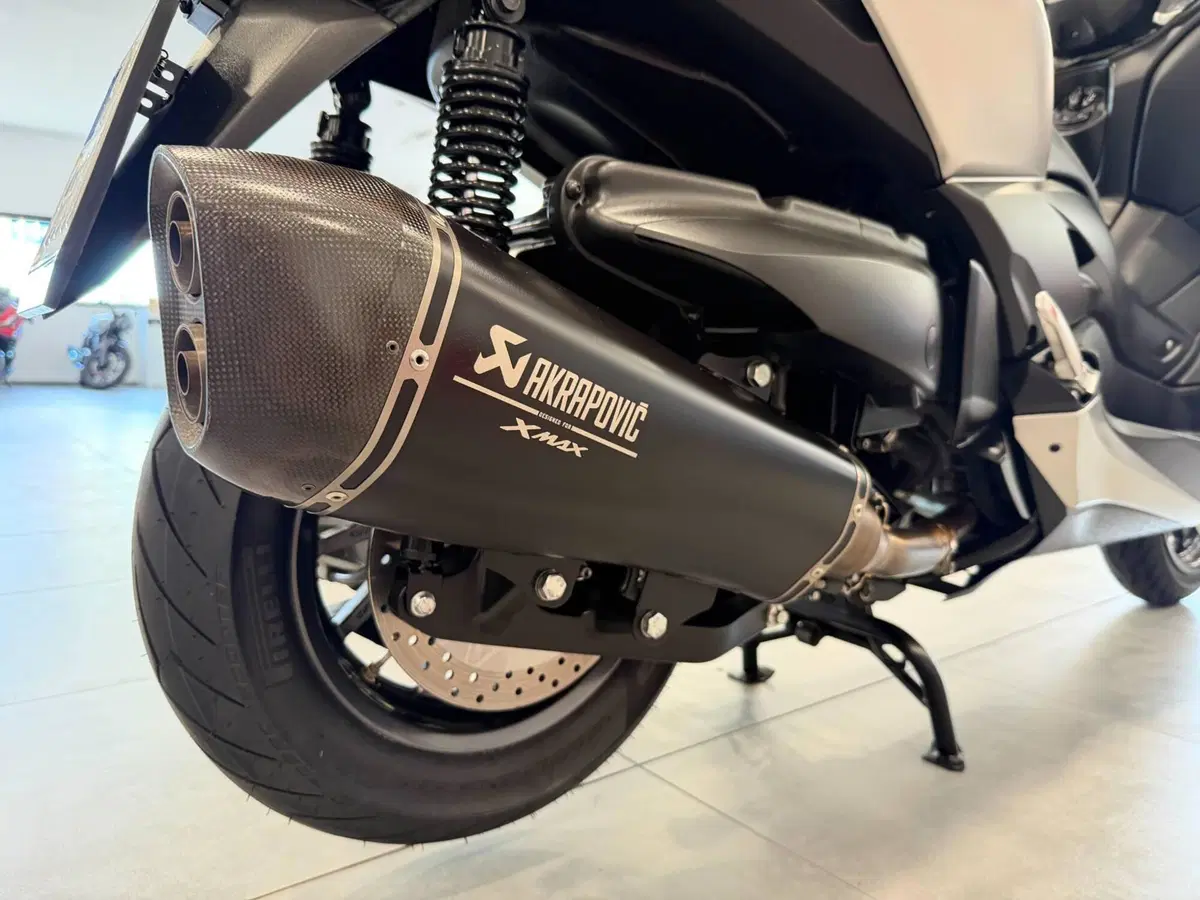 Yamaha X-Max 400 ABS (2017 - 20) (13)
