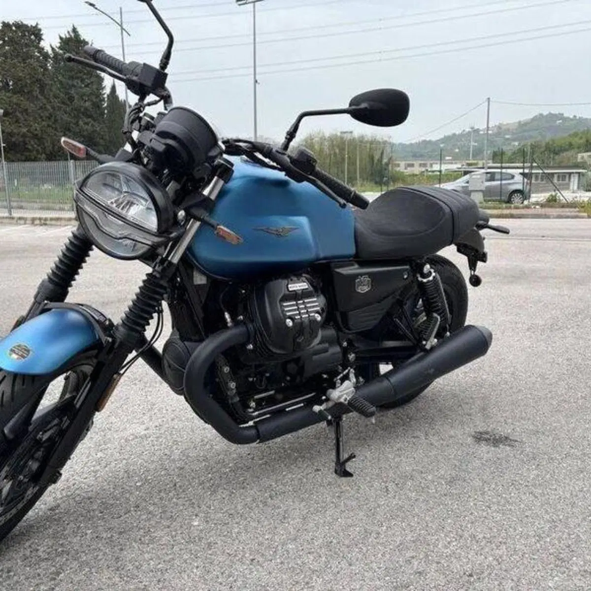 Moto Guzzi V7 Stone (2025 - 26) (4)
