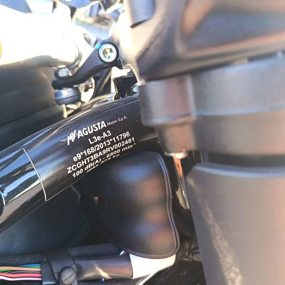 MV Agusta Brutale 1000 RS (2022 - 26) (4)