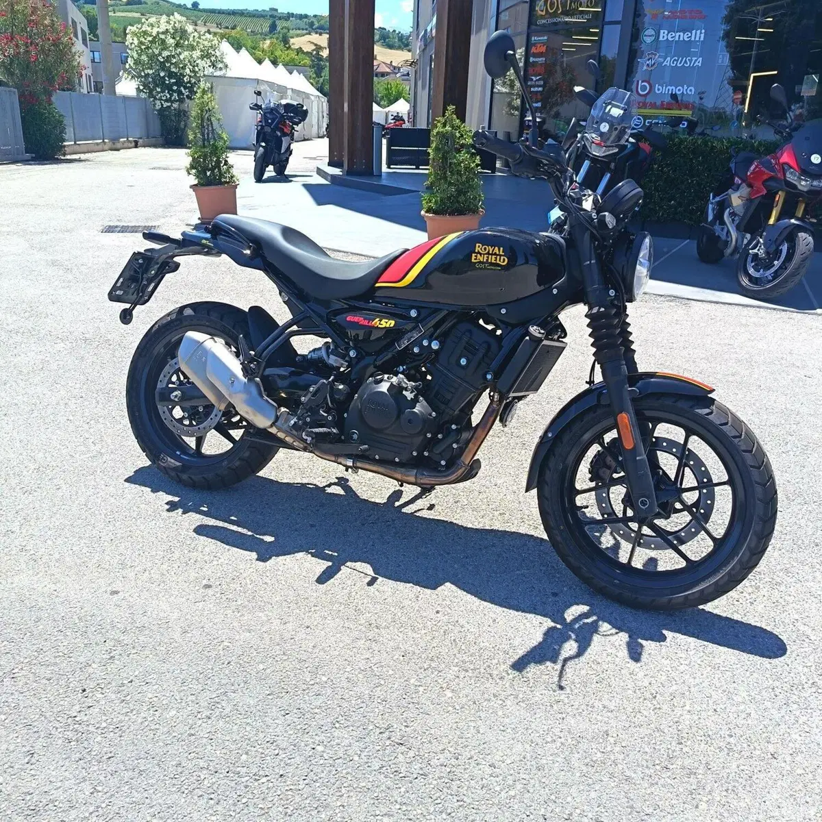 Royal Enfield Guerrilla 450 (2024 - 26) (4)