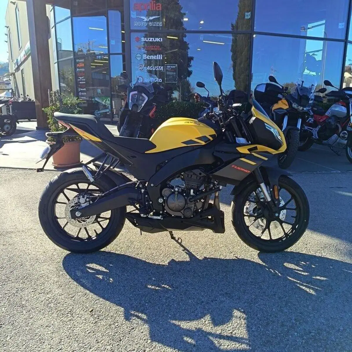 Aprilia Tuono 125 (2025 - 26) (8)