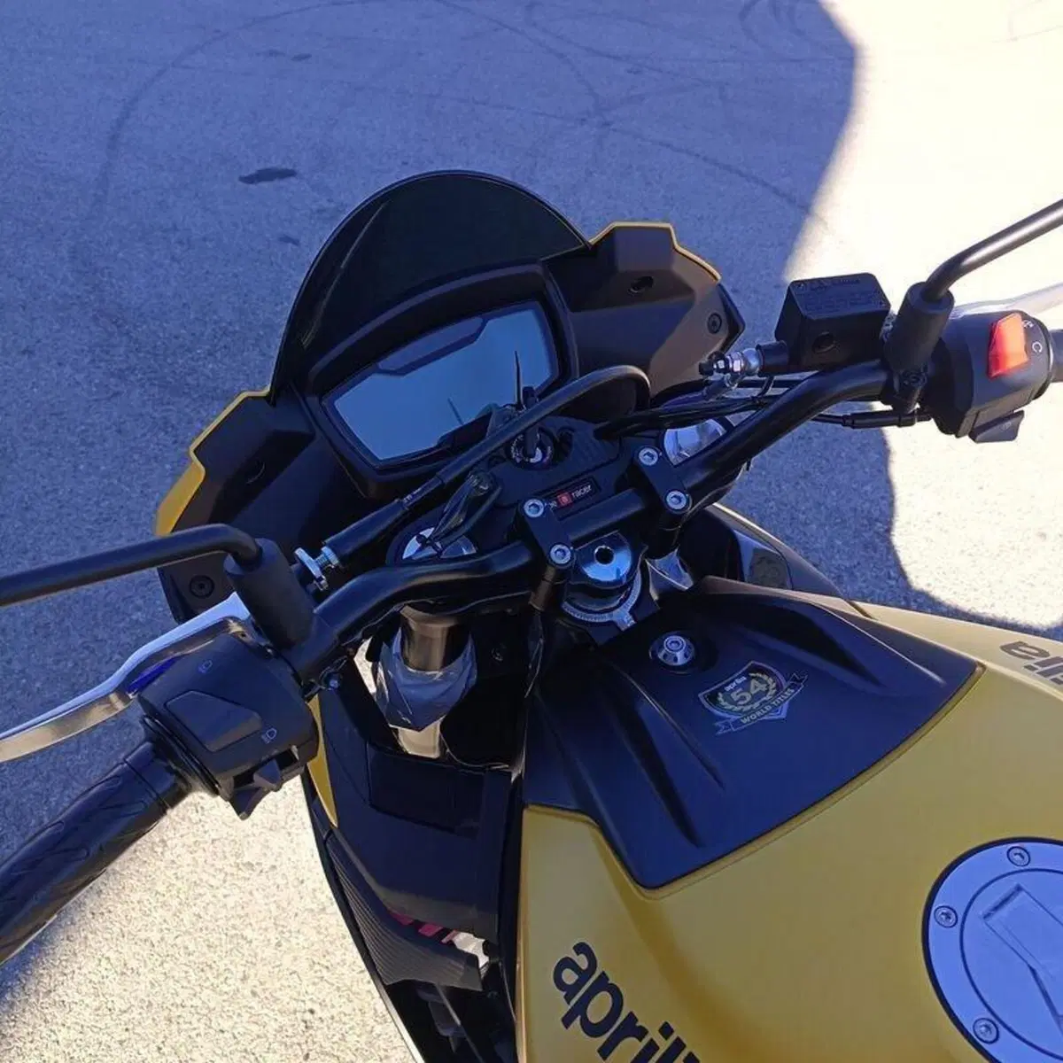 Aprilia Tuono 125 (2025 - 26) (10)