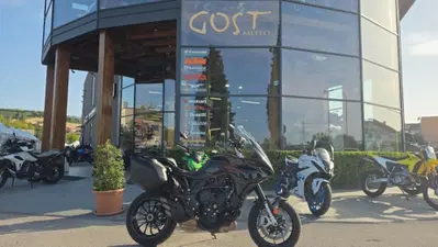 MV Agusta Turismo Veloce 800 R (2023 - 26) usata
