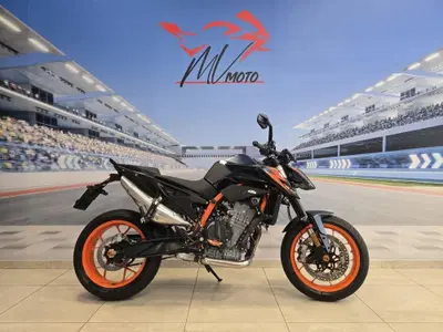 KTM 890 Duke R (2022 - 23) usata