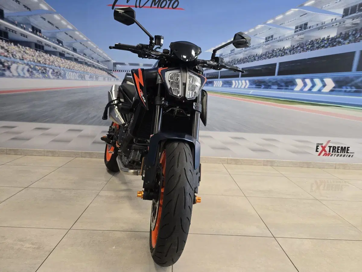 KTM 890 Duke R (2022 - 23) (2)