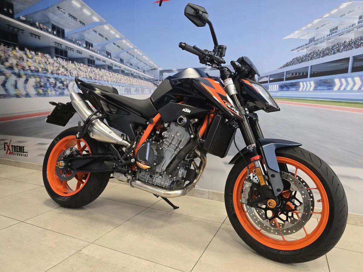 KTM 890 Duke R (2022 - 23) (5)