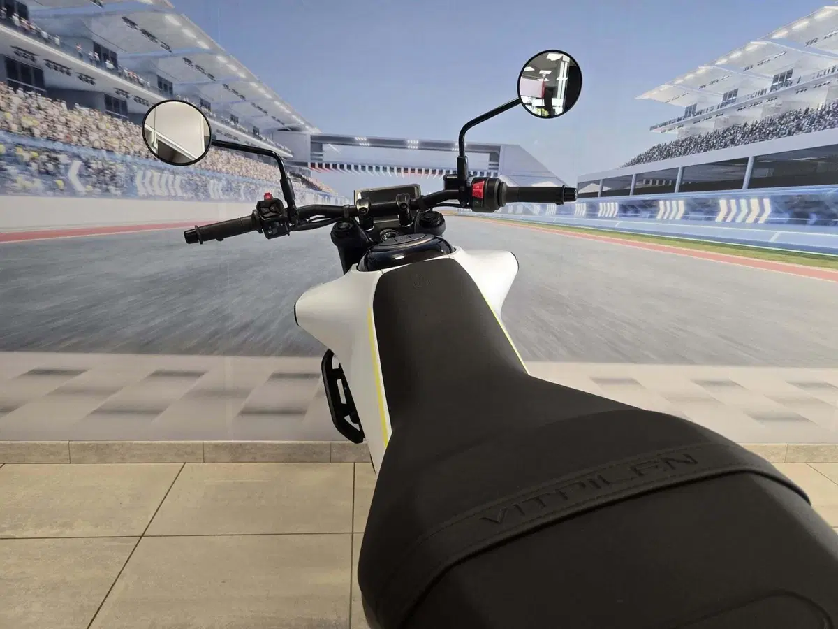 Husqvarna Vitpilen 125 (2024 - 26) (19)